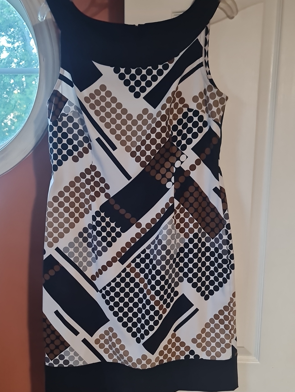 Connected apparel Black, White & Brown Geometric Dot Shift Dress Sz. 14